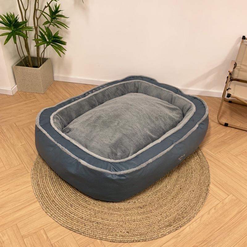 Winter warm dog bed